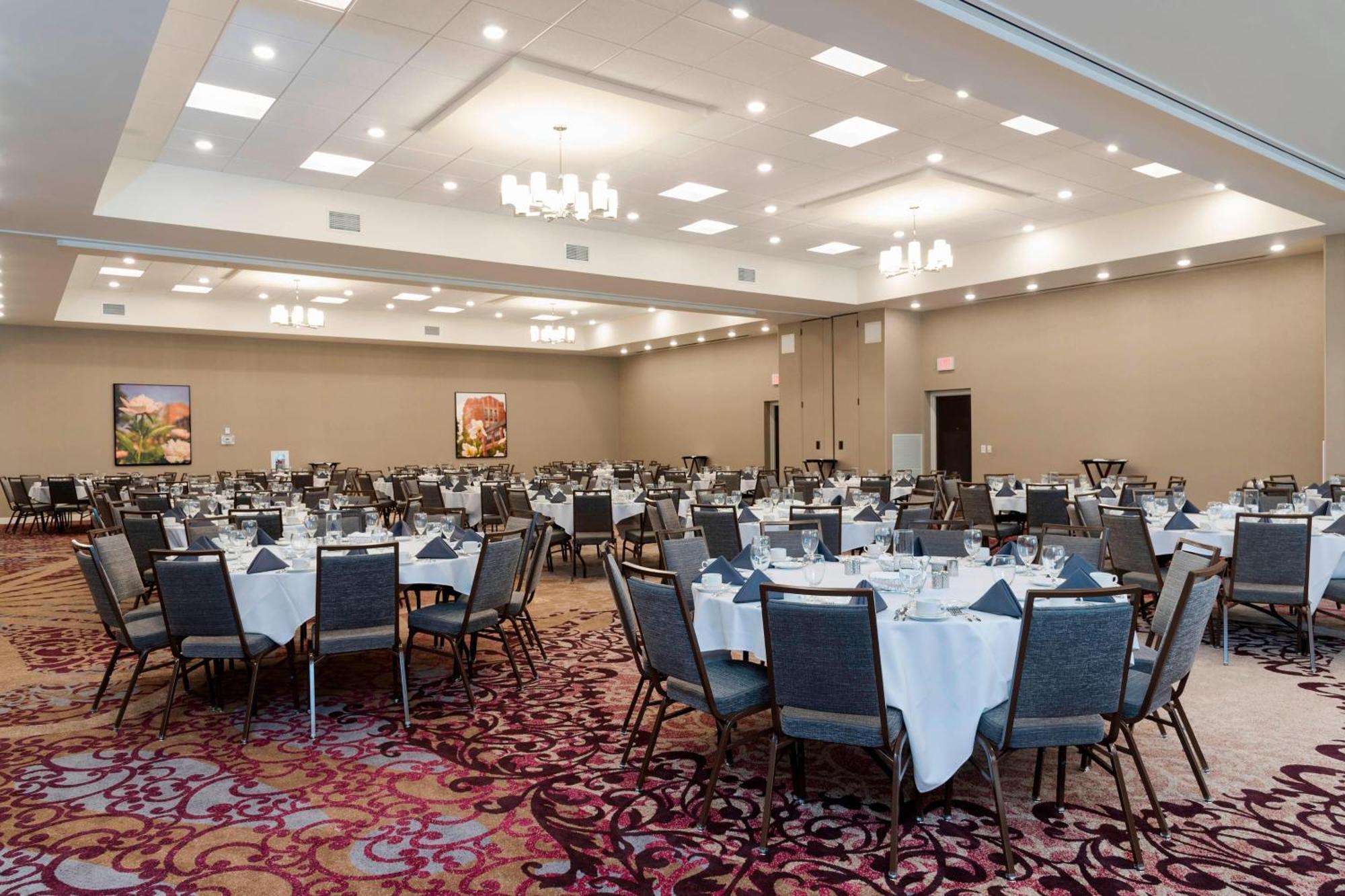 Courtyard By Marriott Mt. Pleasant At Central Michigan University Mount Pleasant Esterno foto