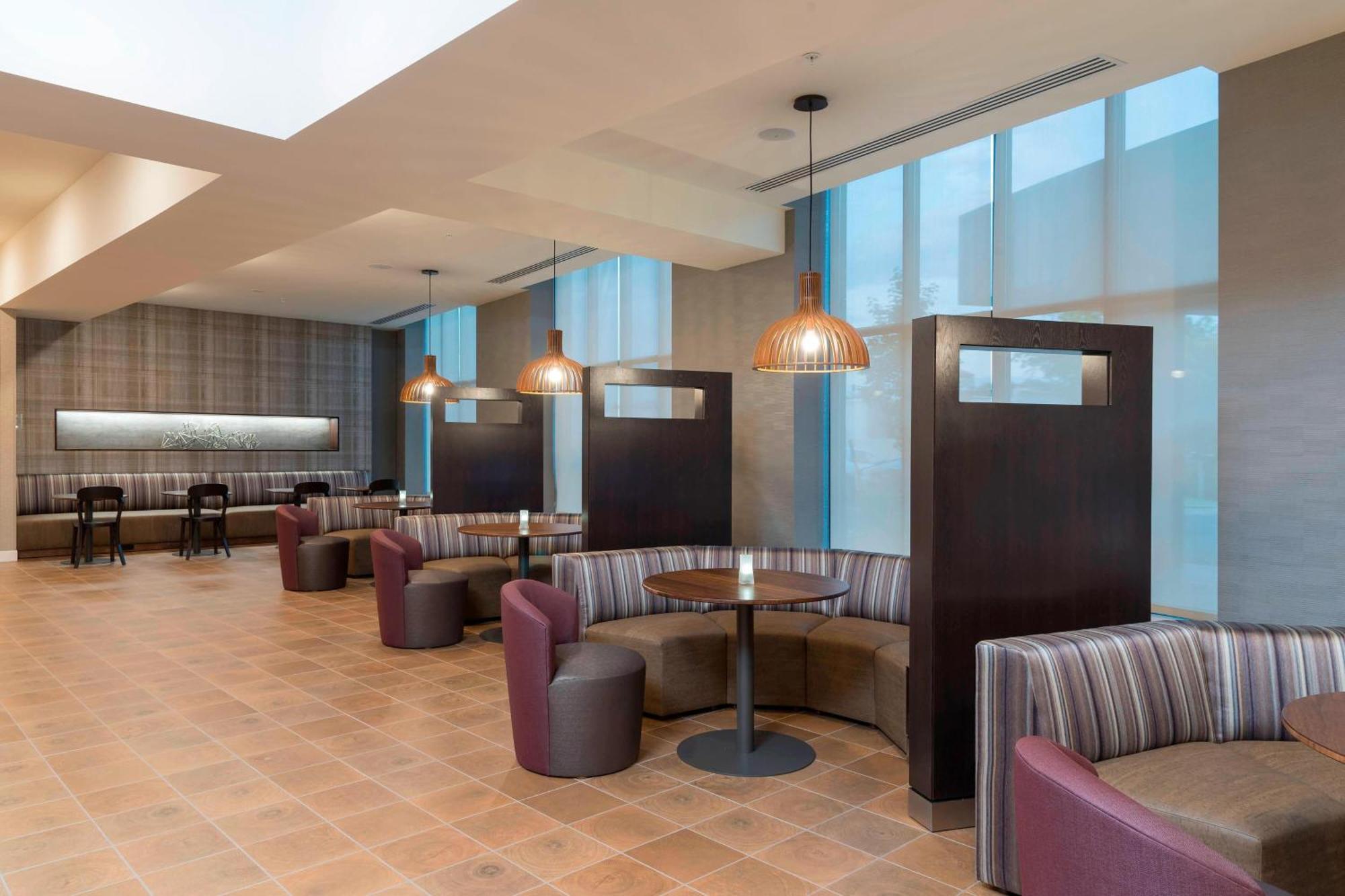 Courtyard By Marriott Mt. Pleasant At Central Michigan University Mount Pleasant Esterno foto